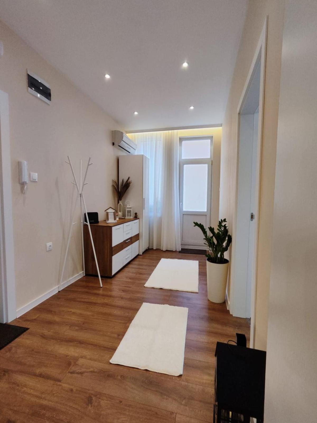 Appartamento The Modern Life With Terrace *