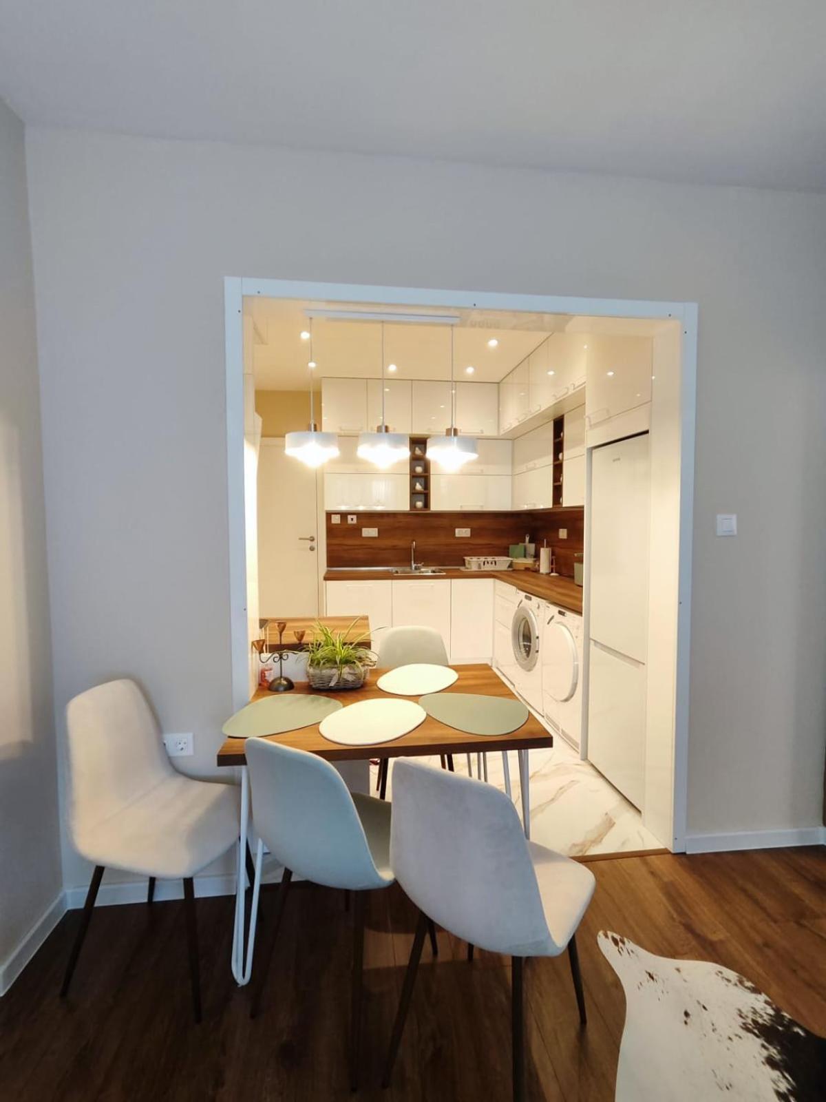 The Modern Life With Terrace Apartment